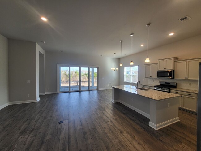Building Photo - Beautiful New Build Home in The Lakes