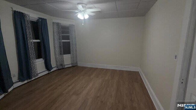 Foto del edificio - 140 Liberty St