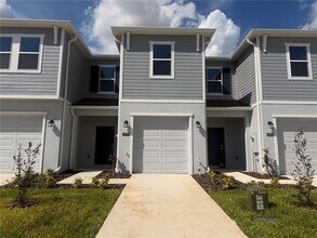 Building Photo - 2999 Maloof Dr