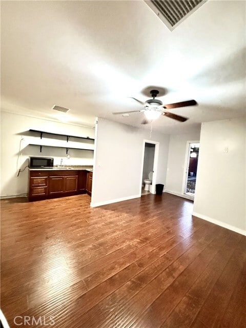 Primary Photo - 11418 Arminta St