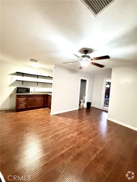 Building Photo - 11418 Arminta St