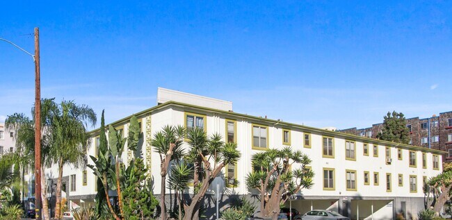 Foto del edificio - 300 California Ave
