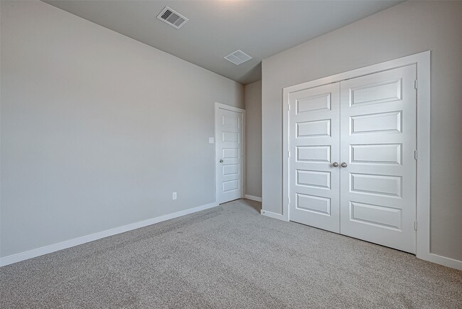 Building Photo - 6335 Buffalo Bnd Ln