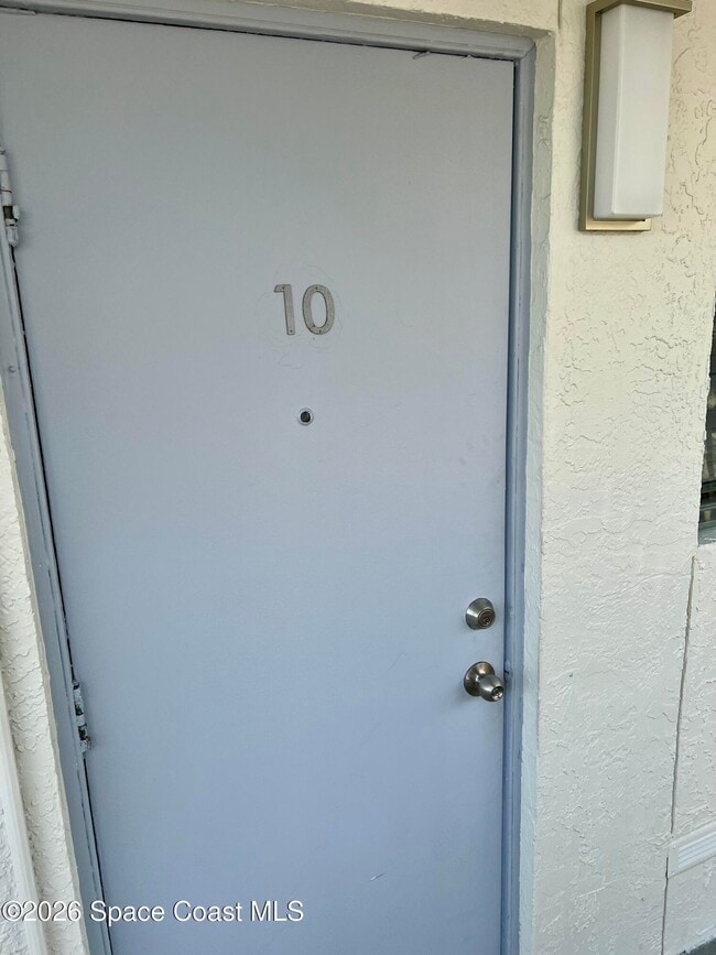 Building Photo - 1431 Oak St