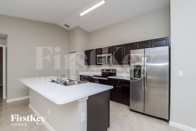 Foto del edificio - 591 Brickell St SE