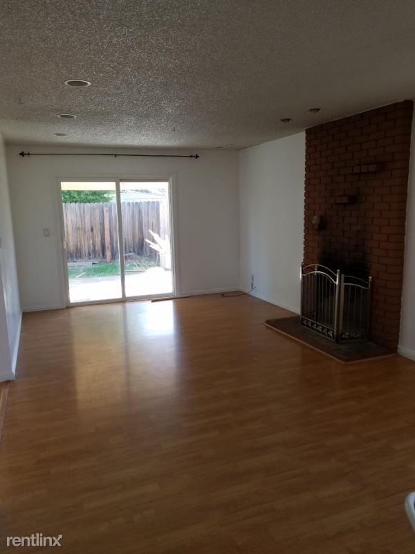 Building Photo - 3 br, 2 bath House - 9970 Redstone Drive