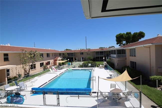 Foto del edificio - 4012 Coronado Pkwy