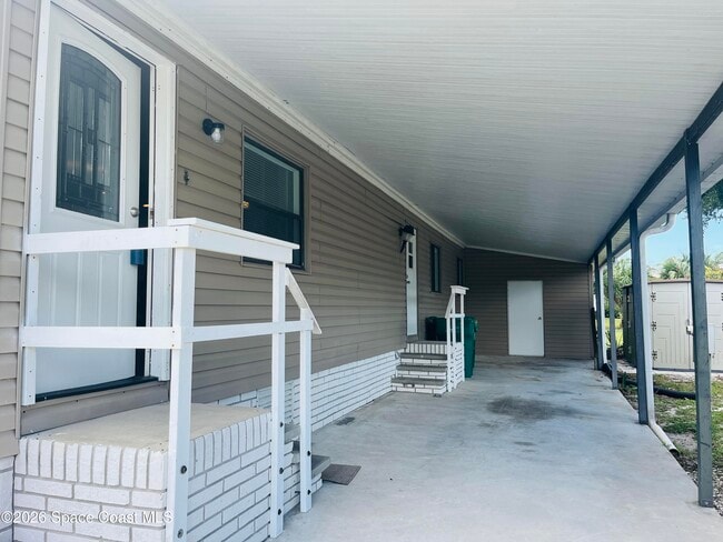 Building Photo - 1612 Cocoa Bay Blvd