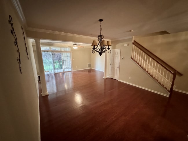 Photo - 43825 Hickory Corner Terrace Apartment