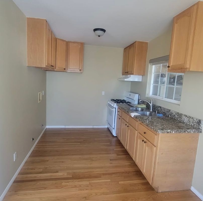 Foto del edificio - 8059 Van Noord Ave