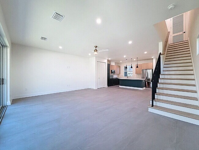 Foto del edificio - 340 14th St N