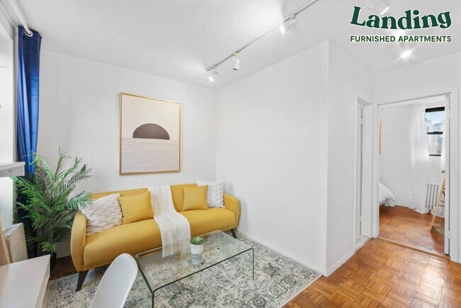 Foto del edificio - 402 E 11th St