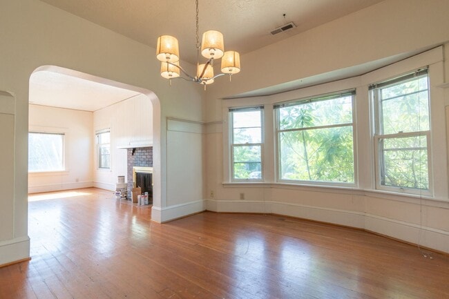 Foto del edificio - 5534 N Missouri Ave