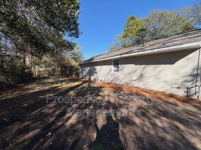 Building Photo - 2017 Courtland Ave