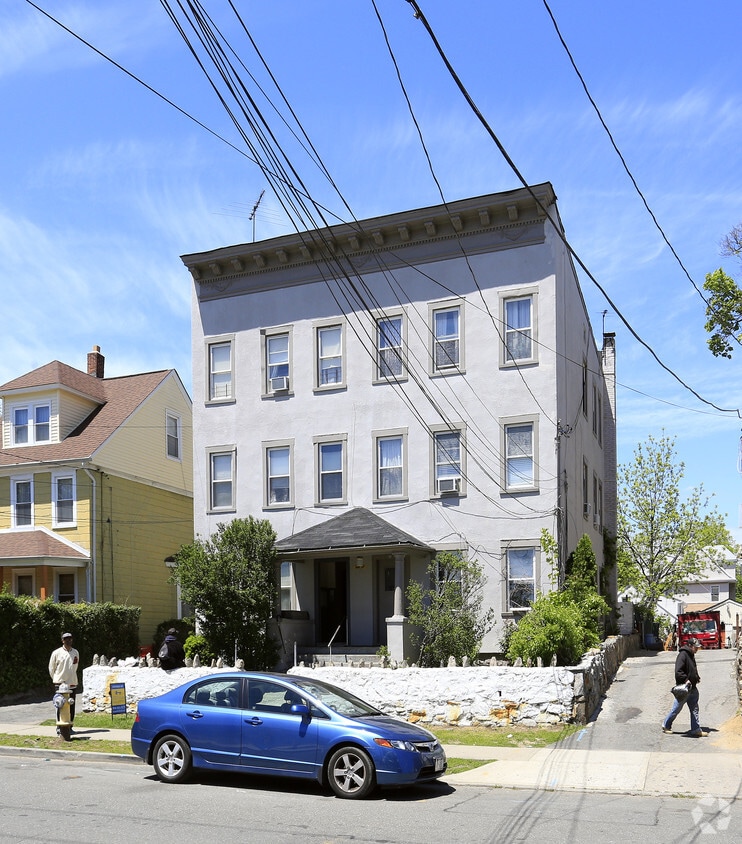 Building Photo - 61-63 Horton Ave