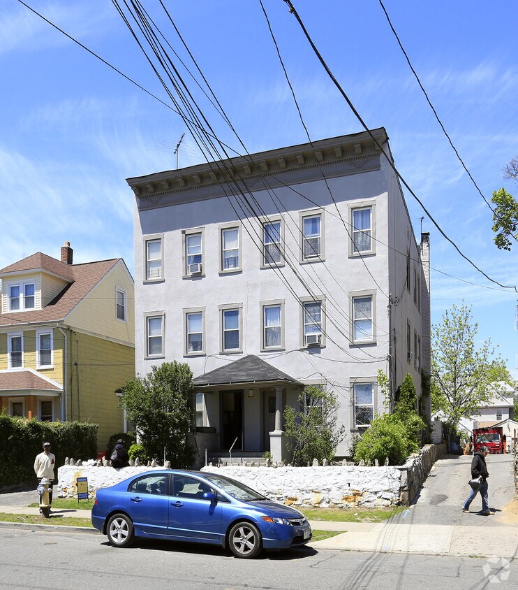 Foto del edificio - 61-63 Horton Ave