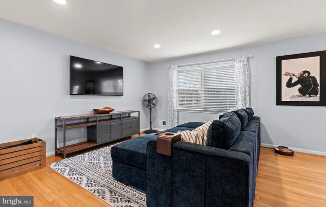 Foto del edificio - 7005 Stone Mill Pl