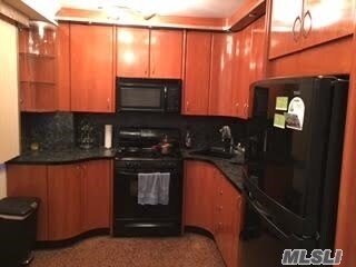 Primary Photo - 61-35 98th St