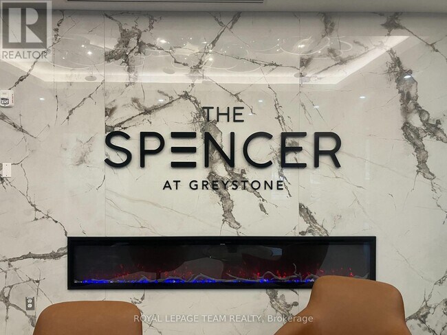 Building Photo - 360 Deschâtelets Ave.