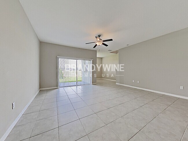 Building Photo - **AVAILABLE NOW!!** Beautiful 4BR in Resor...