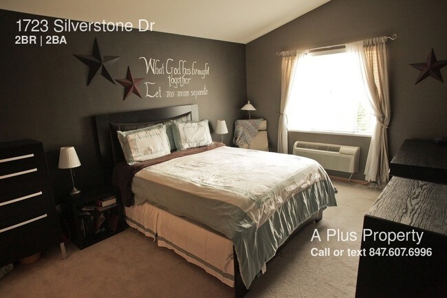 Foto del edificio - 1723 Silverstone Dr