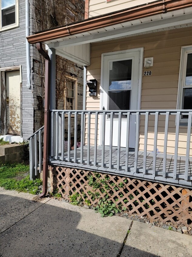 220 Pledger St Unit 220 pledger st, Salem, NJ 08079 Apartments in