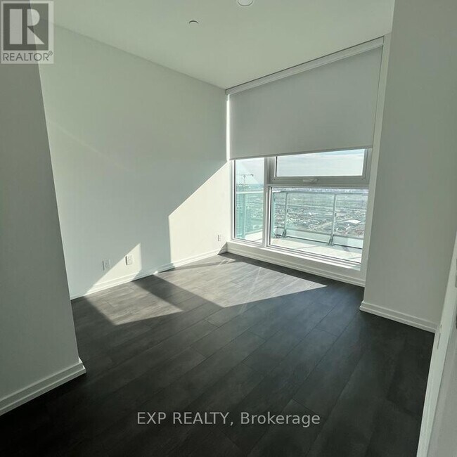 Building Photo - 1000 Portage Pkwy