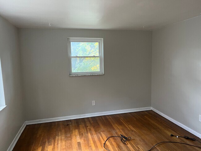 Foto del edificio - 3449 Evergreen Rd
