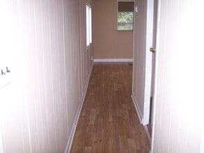 Building Photo - 113 Ponds Ln