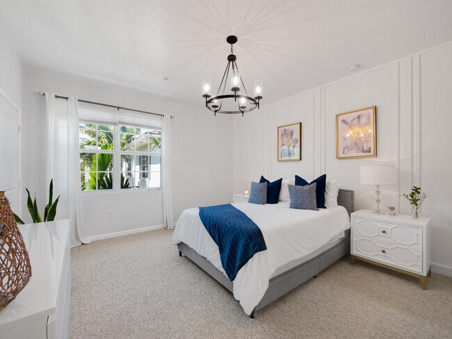 Foto del edificio - 99 SW 7th Ct