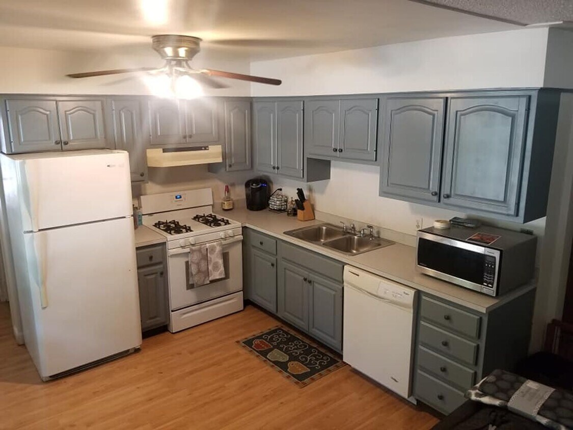 Foto del edificio - 512 Grand St