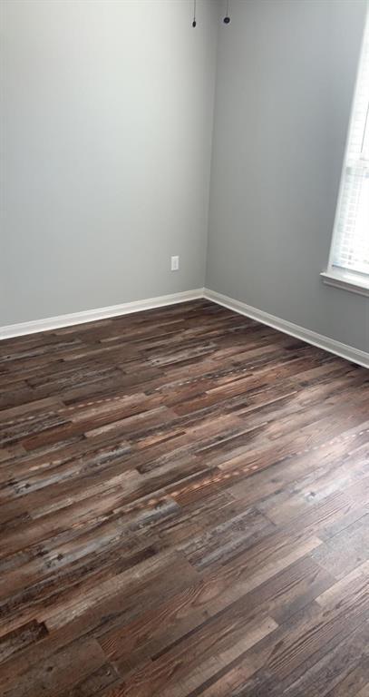 Foto del edificio - 38206 S Lost Creek Blvd