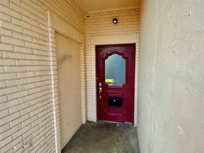 Foto del edificio - 105 W Hickory St