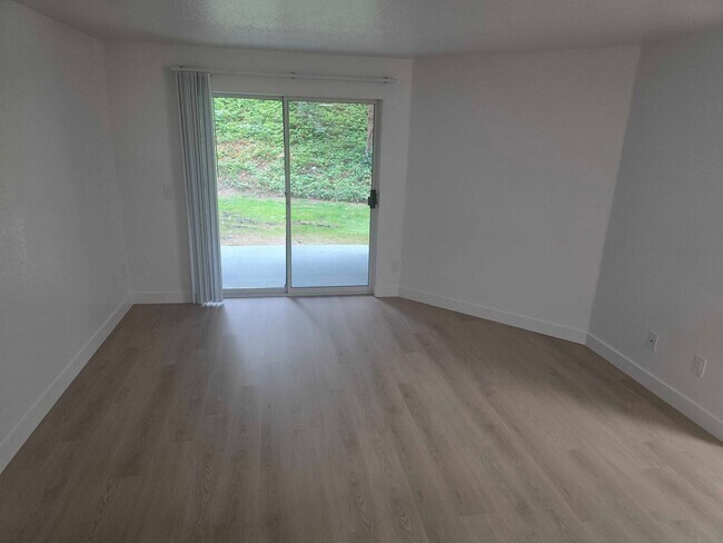 Interior Photo - Wellington Place Apartments