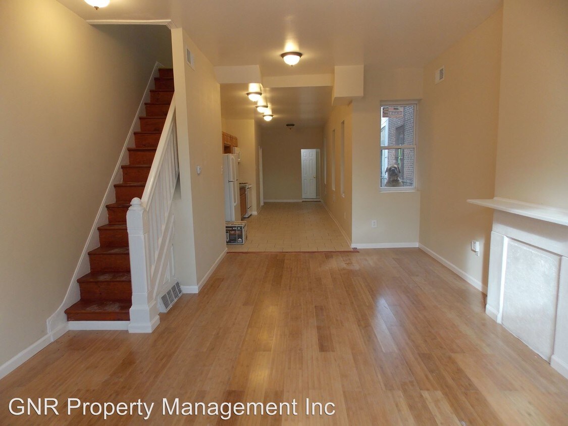 Primary Photo - 2535 W Montgomery Ave