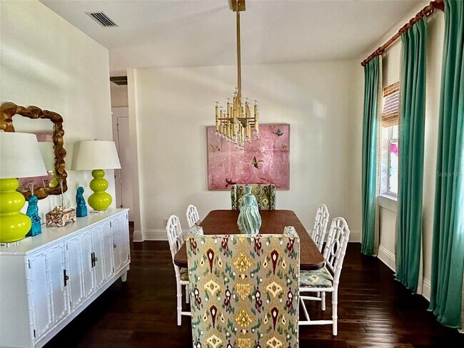 Building Photo - 5006 W Longfellow Ave