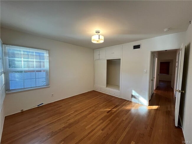 Building Photo - 14433 Greenleaf St