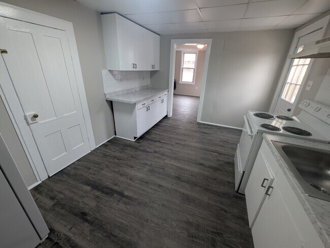 Foto del edificio - 503 Center Ave