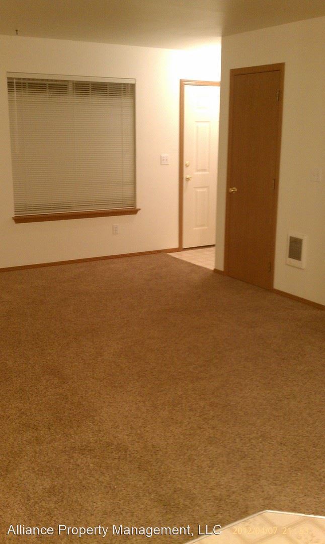 Foto del edificio - 7503-7503 Westbrook Ct