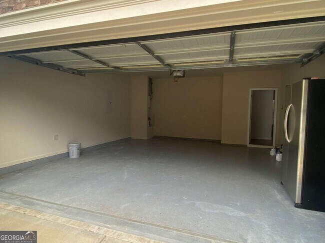 Foto del edificio - 5620 Beaver Ridge Dr