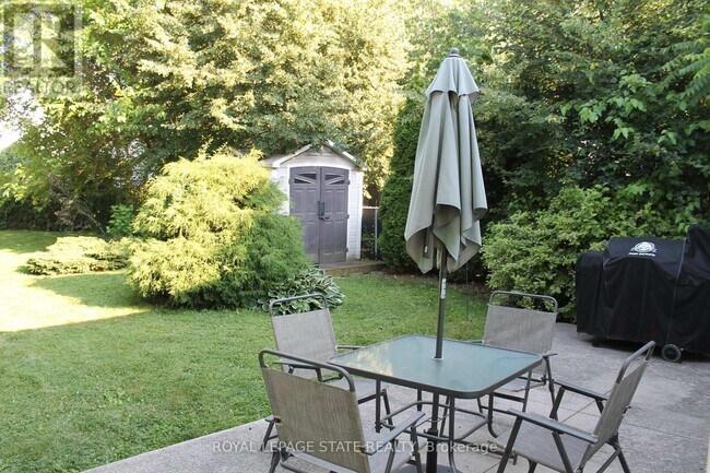 Photo du bâtiment - 191 E 25th St