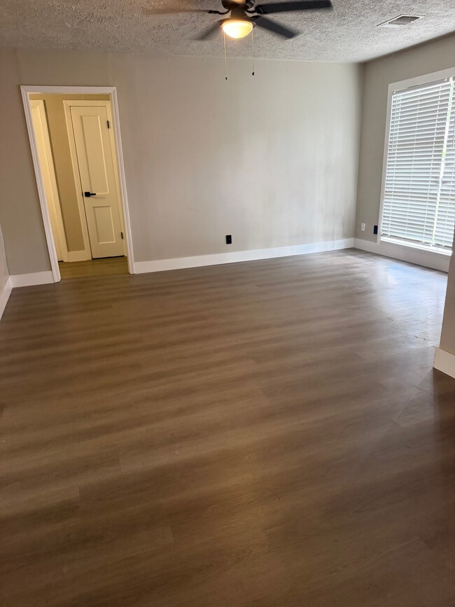 Photo - 5831 Belneath St (Houston, TX) House