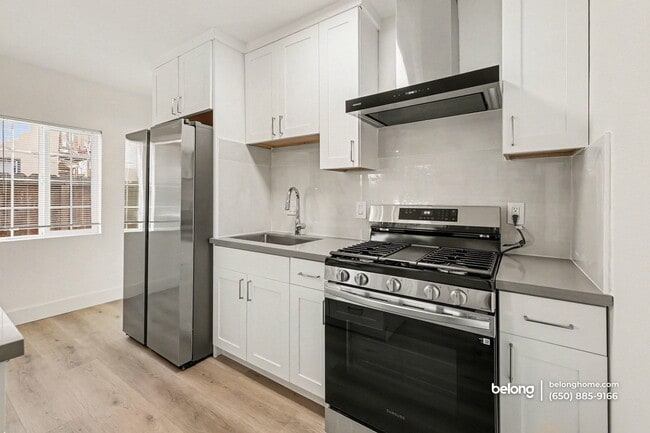 Foto del edificio - 2340 Rheem Ave