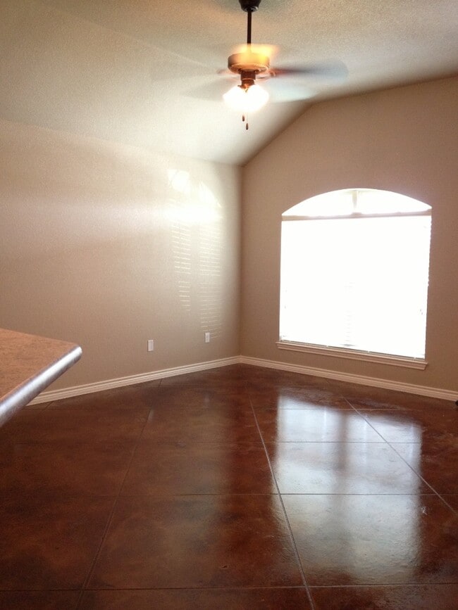 Foto del edificio - 617 Paseo del Plata Dr