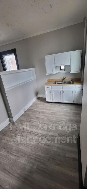 Foto del edificio - 431 W Ash St