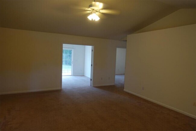 Building Photo - 23 Waukegan Way