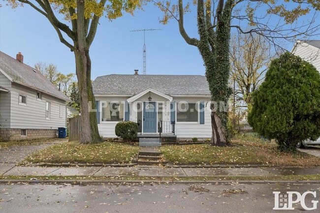 Foto del edificio - 4113 Packard Rd