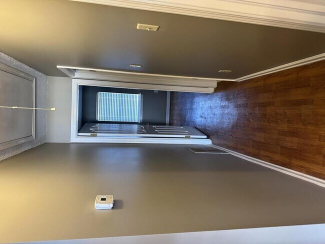 Foto del edificio - 7287 Grove Park Rd