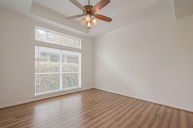 Building Photo - 41 W Sienna Pl