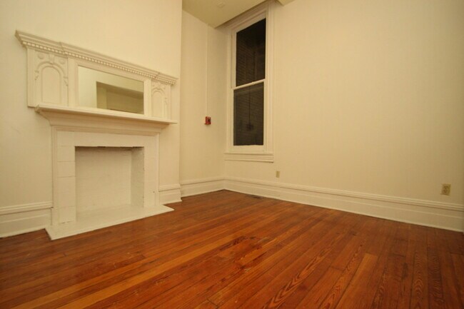 Foto del edificio - 12 E Biddle St